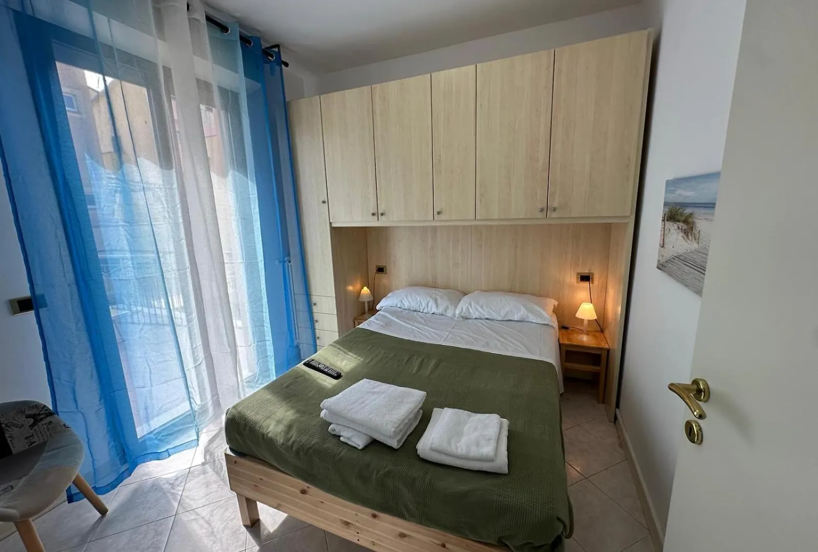 Beach House Holiday Apartments Ρίμινι